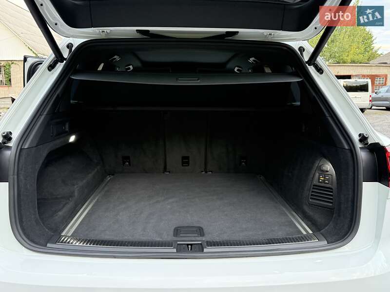 Внедорожник / Кроссовер Volkswagen Touareg 2021 в Виннице