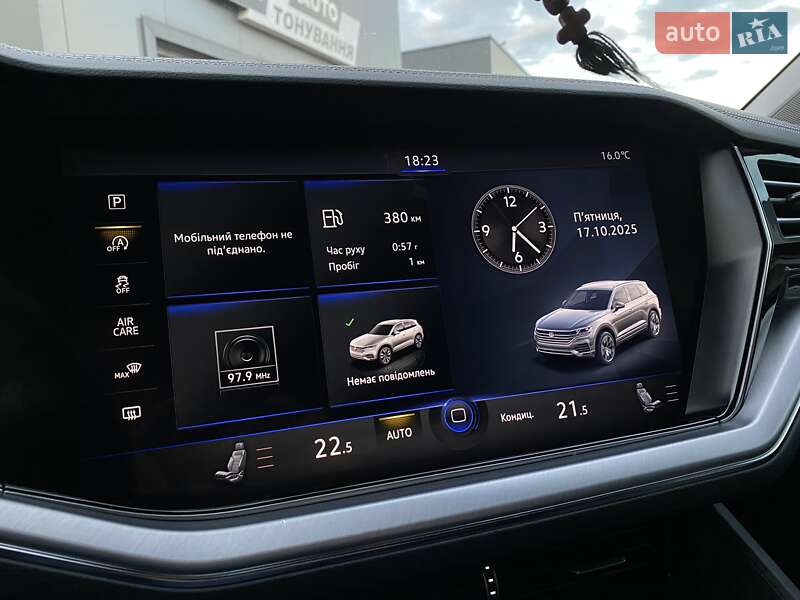 Позашляховик / Кросовер Volkswagen Touareg 2019 в Мукачевому