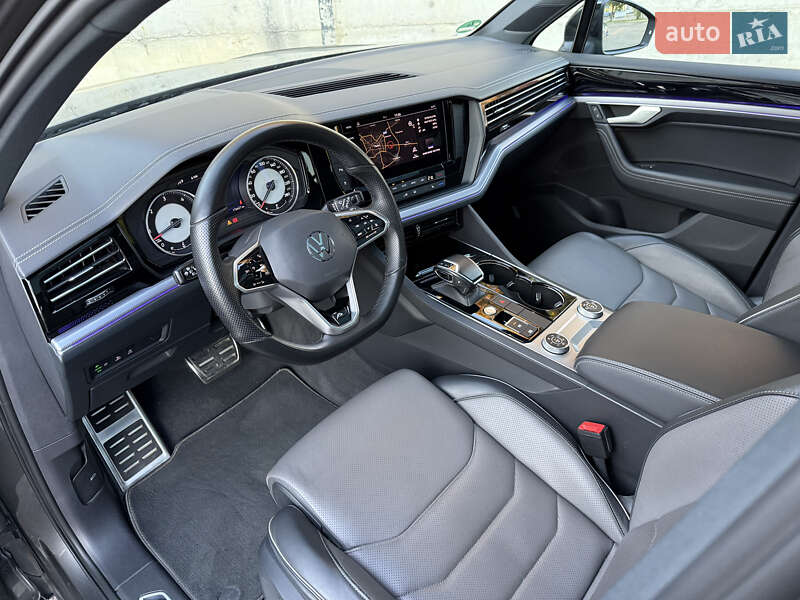 Внедорожник / Кроссовер Volkswagen Touareg 2021 в Ровно