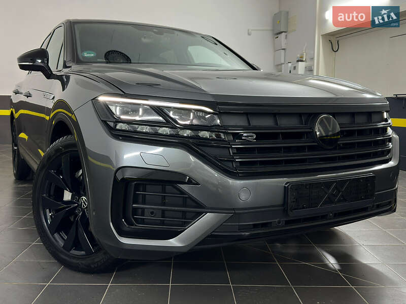 Позашляховик / Кросовер Volkswagen Touareg 2022 в Козятині