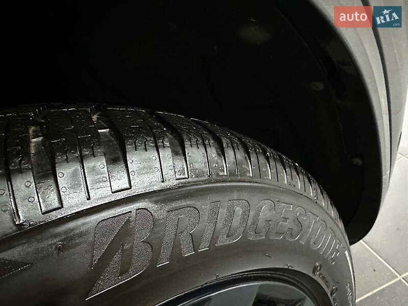 Позашляховик / Кросовер Volkswagen Touareg 2022 в Козятині