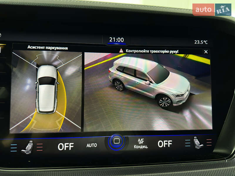 Позашляховик / Кросовер Volkswagen Touareg 2022 в Козятині