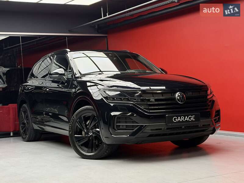 Внедорожник / Кроссовер Volkswagen Touareg 2021 в Киеве
