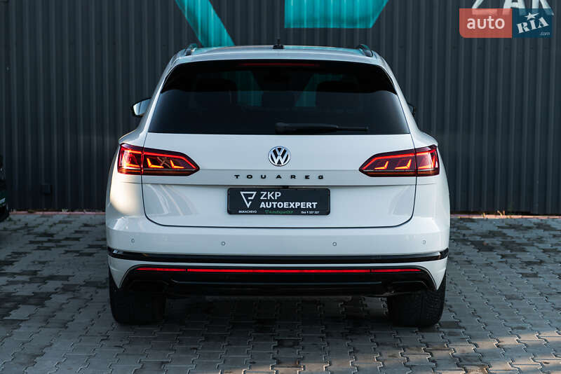 Внедорожник / Кроссовер Volkswagen Touareg 2019 в Мукачево