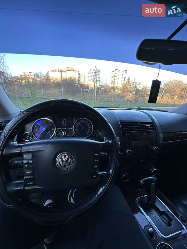 Позашляховик / Кросовер Volkswagen Touareg 2007 в Львові