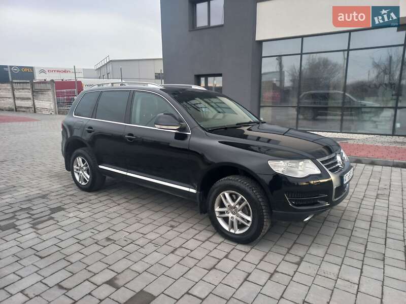 Позашляховик / Кросовер Volkswagen Touareg 2008 в Івано-Франківську