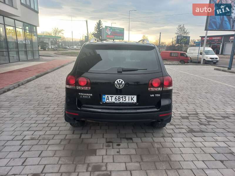 Позашляховик / Кросовер Volkswagen Touareg 2008 в Івано-Франківську