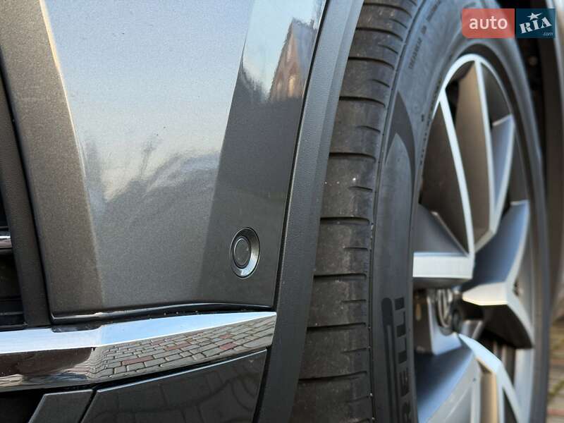 Позашляховик / Кросовер Volkswagen Touareg 2020 в Луцьку фото 19 Позашляховик / Кросовер Volkswagen Touareg 2020 в Луцьку