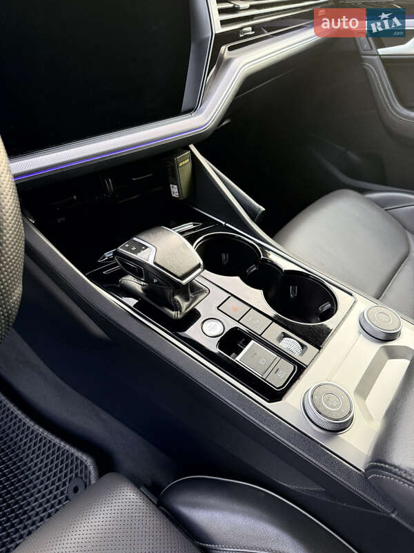Внедорожник / Кроссовер Volkswagen Touareg 2021 в Виннице