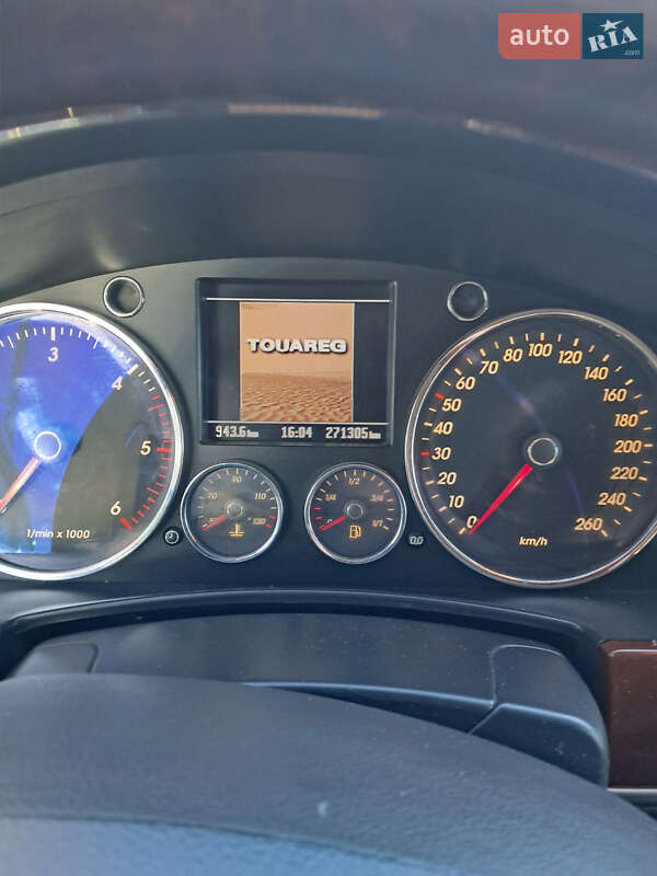 Внедорожник / Кроссовер Volkswagen Touareg 2006 в Черновцах