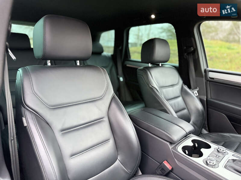 Позашляховик / Кросовер Volkswagen Touareg 2014 в Луцьку фото 29 Позашляховик / Кросовер Volkswagen Touareg 2014 в Луцьку