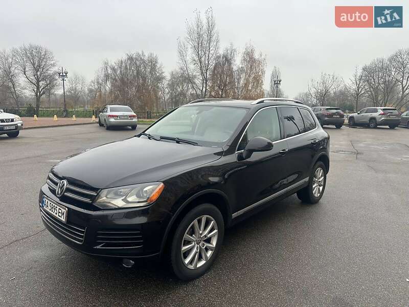 Внедорожник / Кроссовер Volkswagen Touareg 2013 в Киеве фото 4 Внедорожник / Кроссовер Volkswagen Touareg 2013 в Киеве