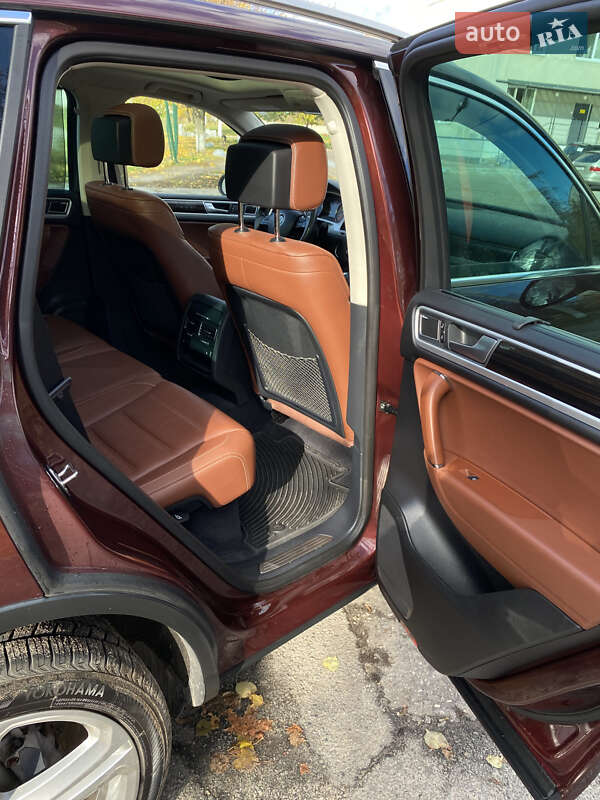 Внедорожник / Кроссовер Volkswagen Touareg 2017 в Харькове фото 46 Внедорожник / Кроссовер Volkswagen Touareg 2017 в Харькове