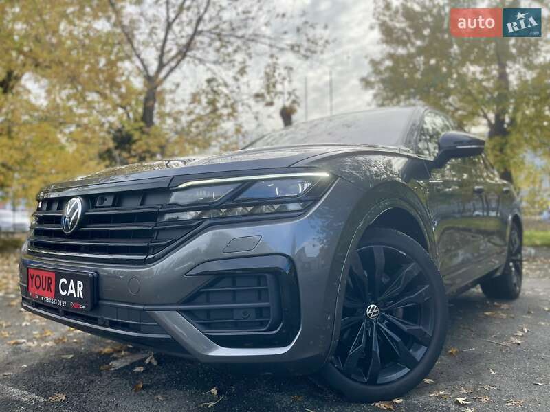 Внедорожник / Кроссовер Volkswagen Touareg 2022 в Киеве