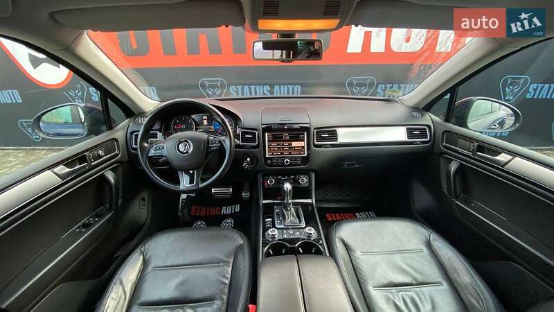 Внедорожник / Кроссовер Volkswagen Touareg 2013 в Виннице