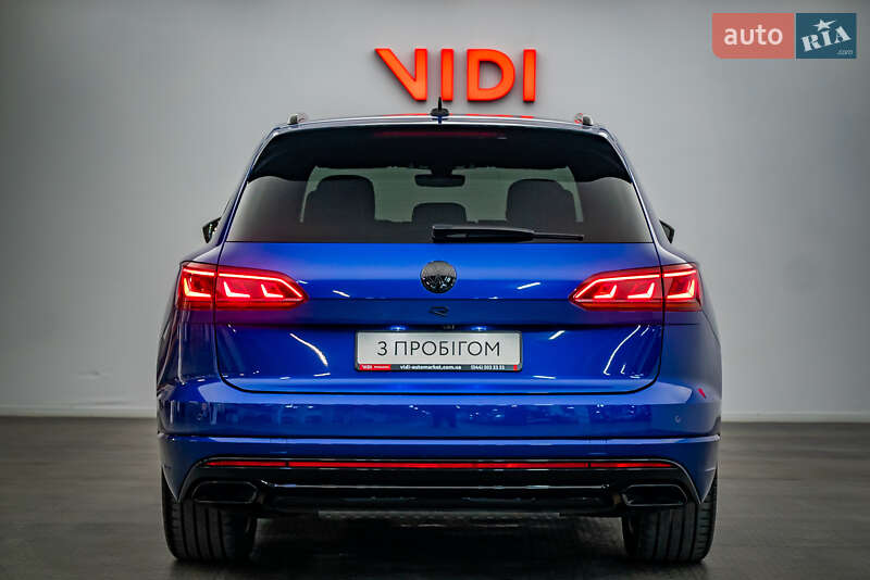 Позашляховик / Кросовер Volkswagen Touareg 2022 в Києві