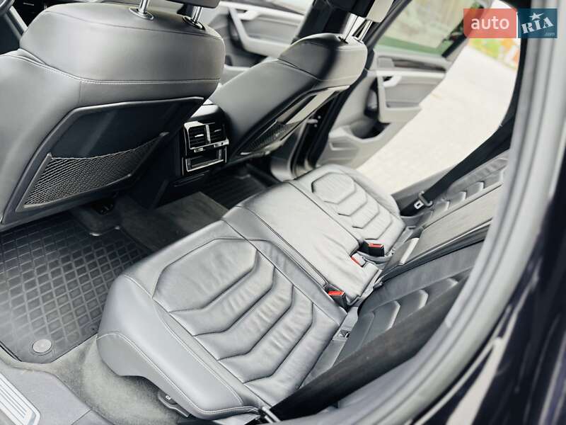 Внедорожник / Кроссовер Volkswagen Touareg 2018 в Днепре фото 48 Внедорожник / Кроссовер Volkswagen Touareg 2018 в Днепре