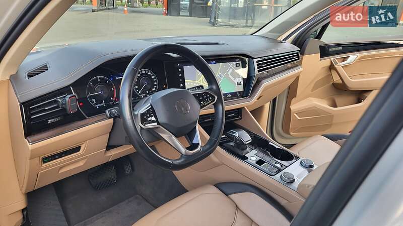 Внедорожник / Кроссовер Volkswagen Touareg 2021 в Полтаве фото 45 Внедорожник / Кроссовер Volkswagen Touareg 2021 в Полтаве