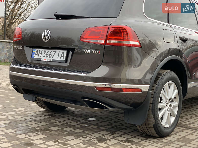 Позашляховик / Кросовер Volkswagen Touareg 2014 в Бердичеві