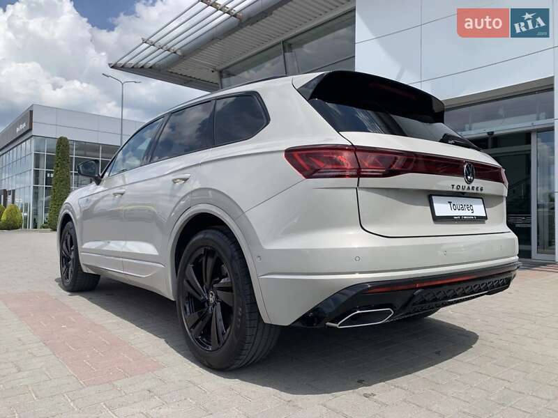 Позашляховик / Кросовер Volkswagen Touareg 2024 в Львові