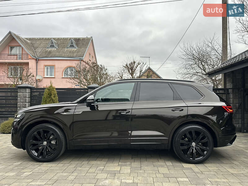 Позашляховик / Кросовер Volkswagen Touareg 2019 в Луцьку