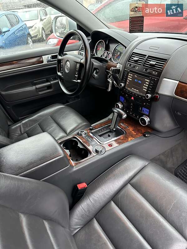 Позашляховик / Кросовер Volkswagen Touareg 2007 в Смілі