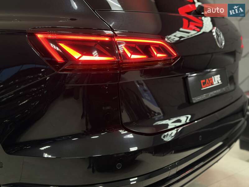 Позашляховик / Кросовер Volkswagen Touareg 2020 в Тернополі