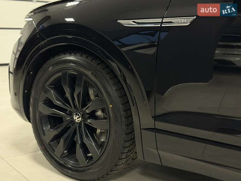 Позашляховик / Кросовер Volkswagen Touareg 2020 в Тернополі