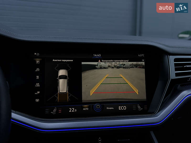 Позашляховик / Кросовер Volkswagen Touareg 2019 в Дубні