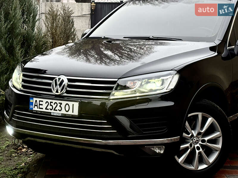 Внедорожник / Кроссовер Volkswagen Touareg 2017 в Днепре фото 25 Внедорожник / Кроссовер Volkswagen Touareg 2017 в Днепре