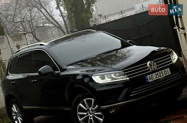 Внедорожник / Кроссовер Volkswagen Touareg 2017 в Днепре