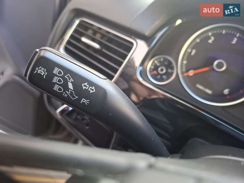 Позашляховик / Кросовер Volkswagen Touareg 2011 в Хмельницькому фото 36 Позашляховик / Кросовер Volkswagen Touareg 2011 в Хмельницькому