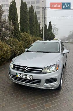Внедорожник / Кроссовер Volkswagen Touareg 2012 в Тернополе