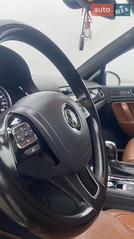Позашляховик / Кросовер Volkswagen Touareg 2013 в Каневі фото 75 Позашляховик / Кросовер Volkswagen Touareg 2013 в Каневі
