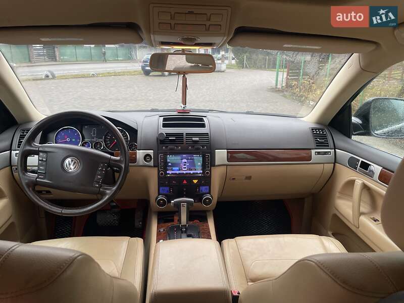 Позашляховик / Кросовер Volkswagen Touareg 2009 в Бартатові