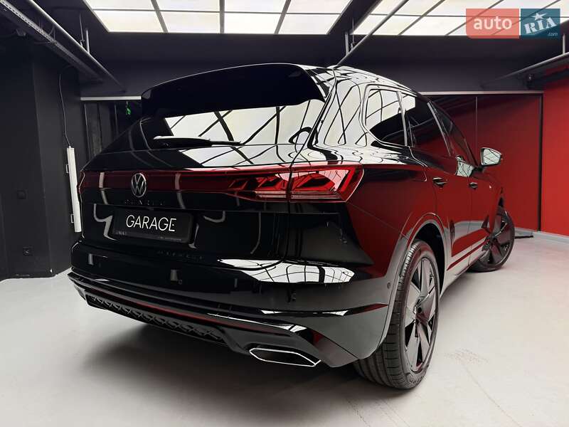Позашляховик / Кросовер Volkswagen Touareg 2025 в Києві