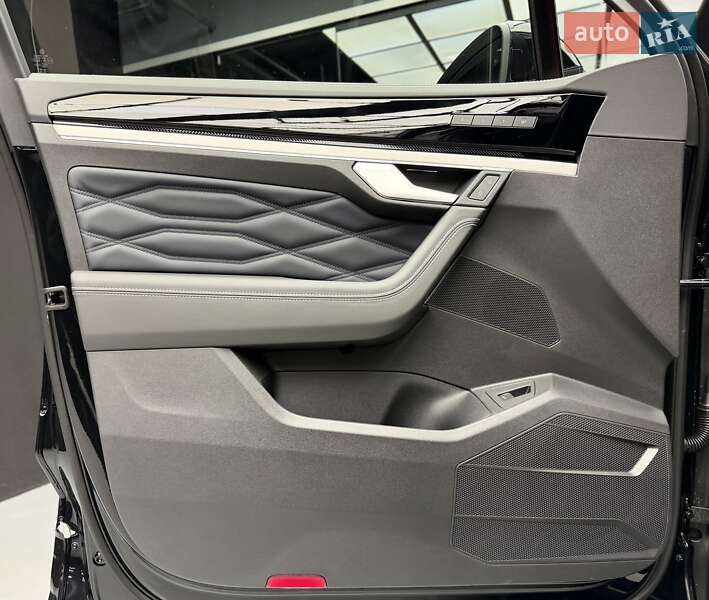 Позашляховик / Кросовер Volkswagen Touareg 2025 в Києві