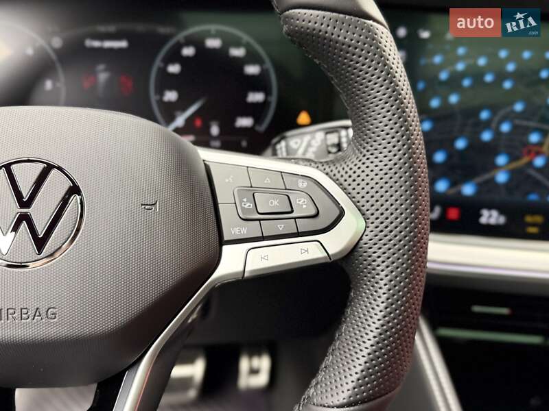 Позашляховик / Кросовер Volkswagen Touareg 2025 в Києві