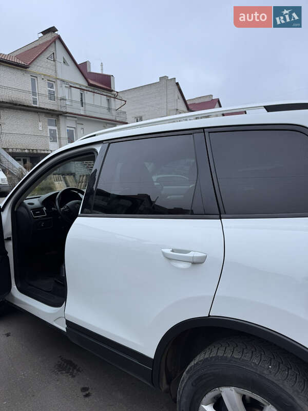 Позашляховик / Кросовер Volkswagen Touareg 2016 в Тернополі