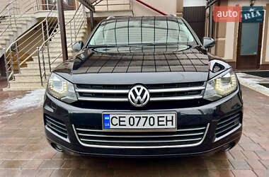 Внедорожник / Кроссовер Volkswagen Touareg 2010 в Черновцах