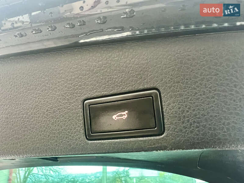 Позашляховик / Кросовер Volkswagen Touareg 2010 в Чернівцях фото 31 Позашляховик / Кросовер Volkswagen Touareg 2010 в Чернівцях