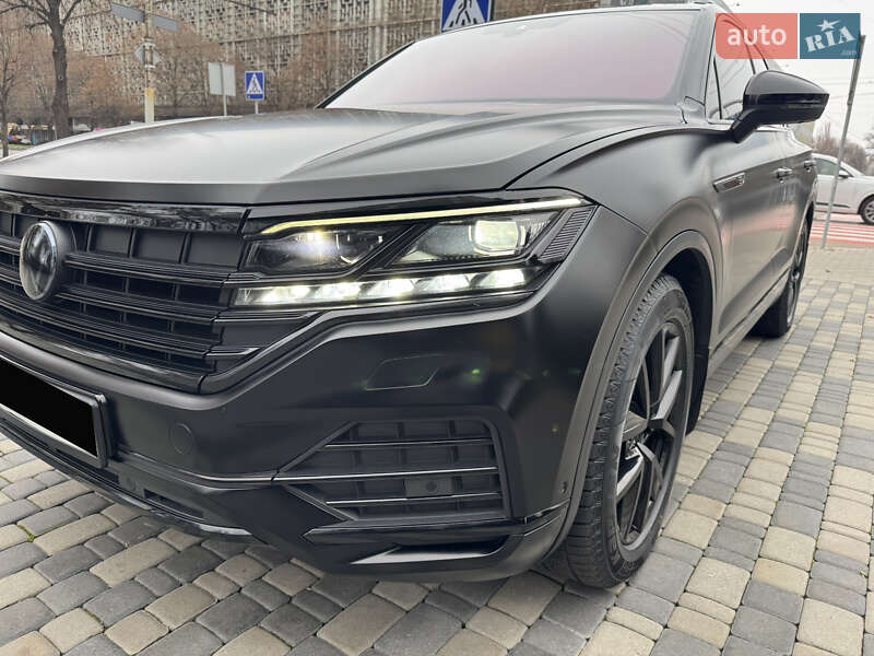 Внедорожник / Кроссовер Volkswagen Touareg 2021 в Запорожье