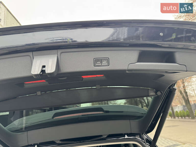 Внедорожник / Кроссовер Volkswagen Touareg 2021 в Запорожье