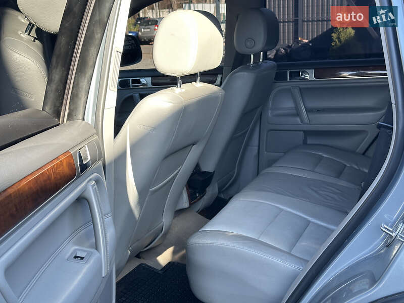 Позашляховик / Кросовер Volkswagen Touareg 2008 в Вінниці