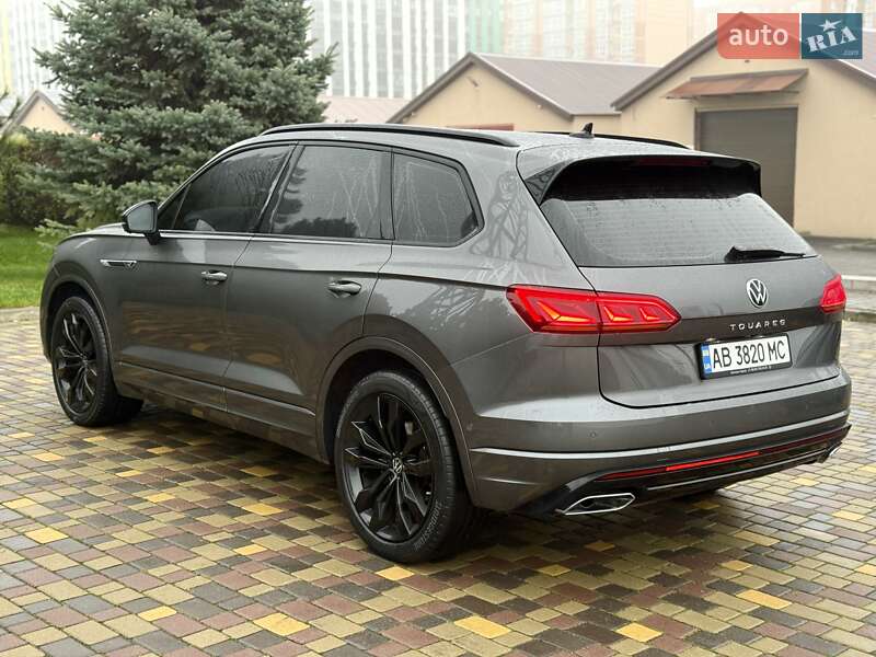 Внедорожник / Кроссовер Volkswagen Touareg 2021 в Днепре