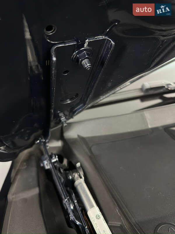 Позашляховик / Кросовер Volkswagen Touareg 2023 в Козятині фото 88 Позашляховик / Кросовер Volkswagen Touareg 2023 в Козятині