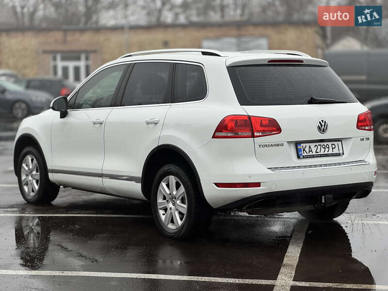 Внедорожник / Кроссовер Volkswagen Touareg 2014 в Киеве фото 11 Внедорожник / Кроссовер Volkswagen Touareg 2014 в Киеве