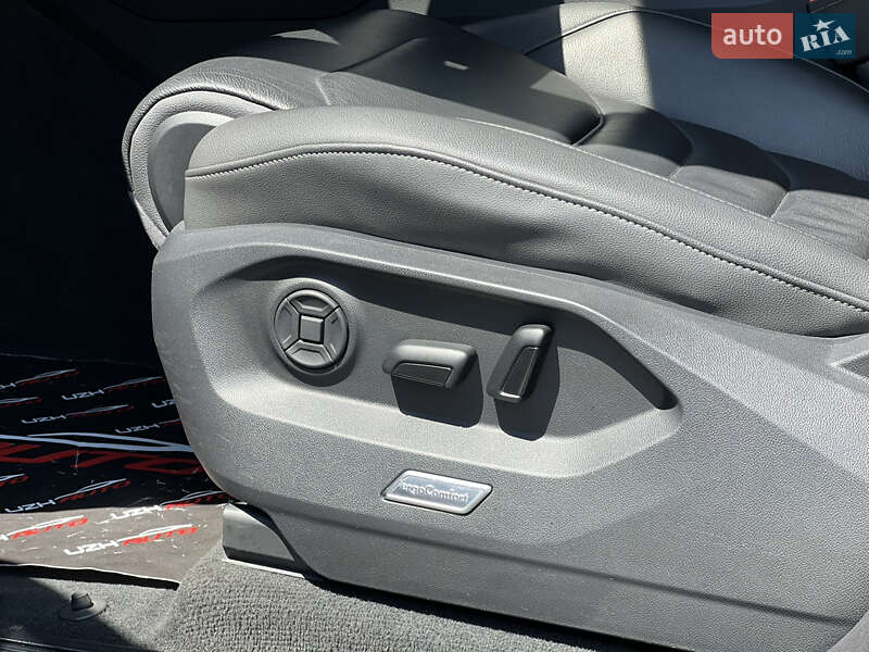 Внедорожник / Кроссовер Volkswagen Touareg 2021 в Ужгороде