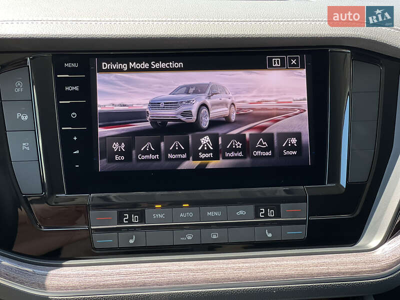 Внедорожник / Кроссовер Volkswagen Touareg 2021 в Ужгороде