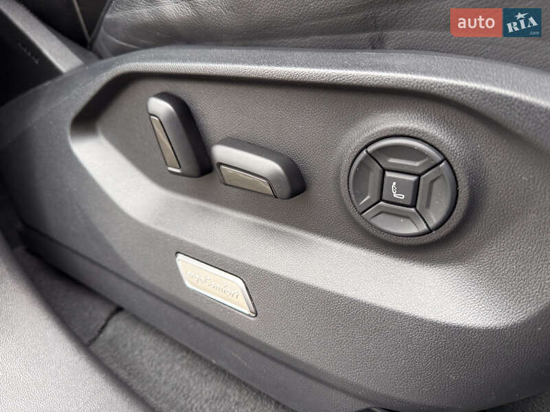 Внедорожник / Кроссовер Volkswagen Touareg 2021 в Хмельницком